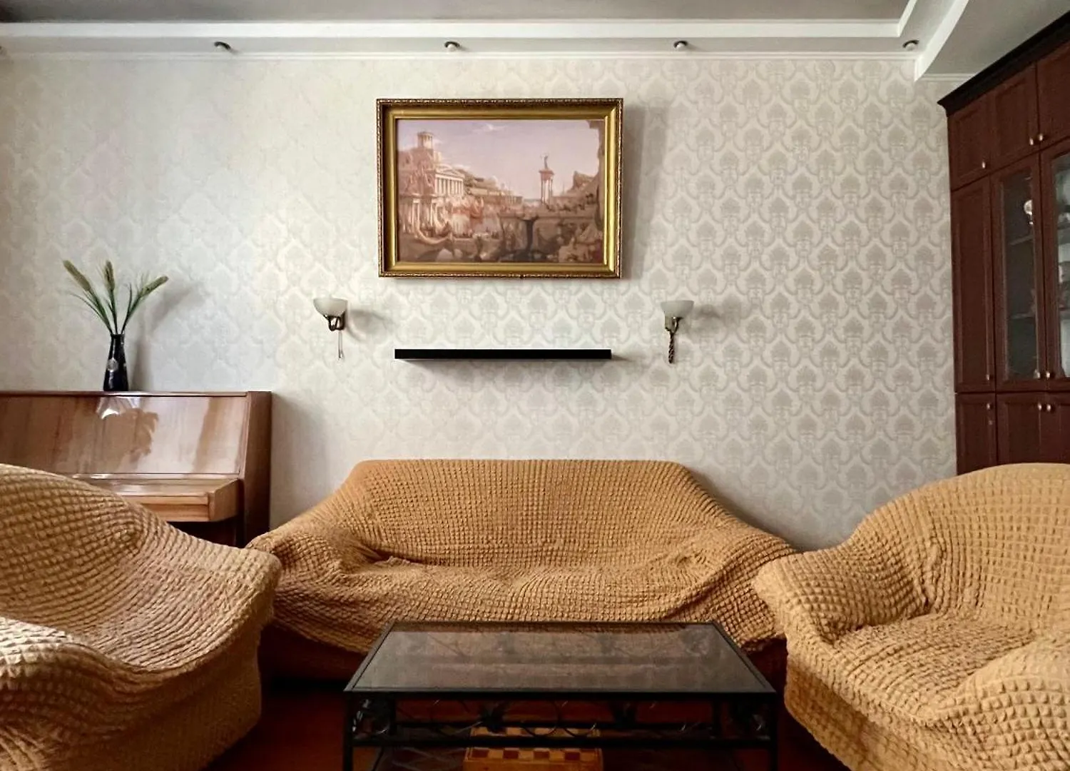 Old Lemberg Apartment